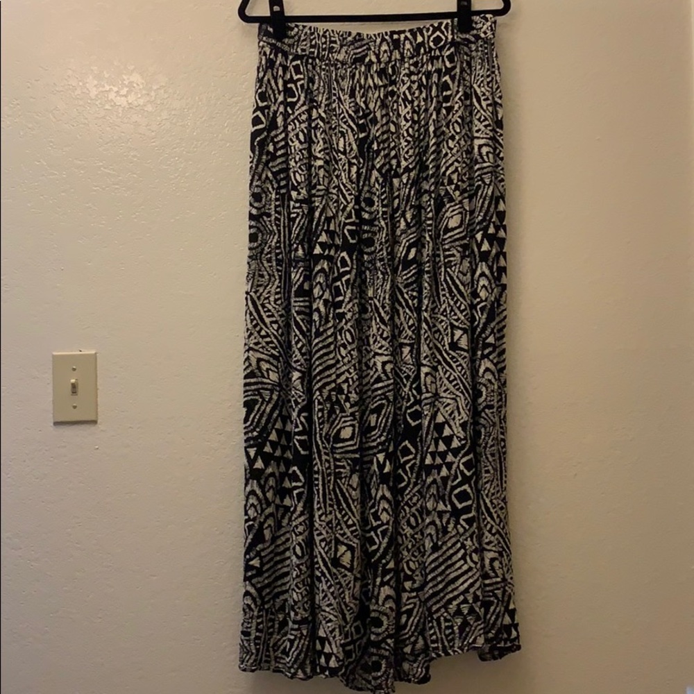 URBAN OUTFITTERS boho skirt